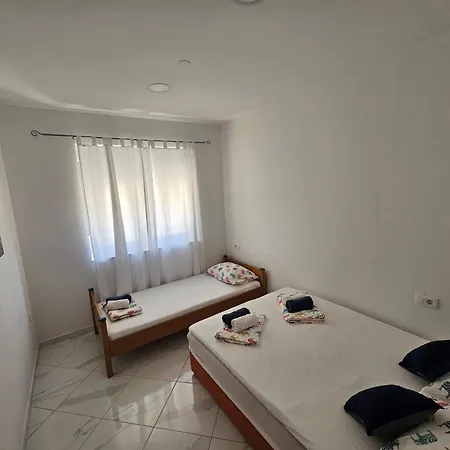 Apartment Apartman Vale Bilice