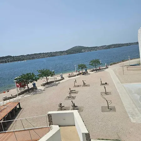 Apartment Apartman Vale Bilice