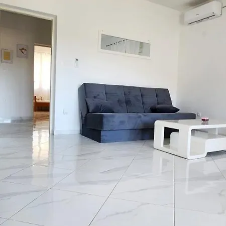 Apartment Vale